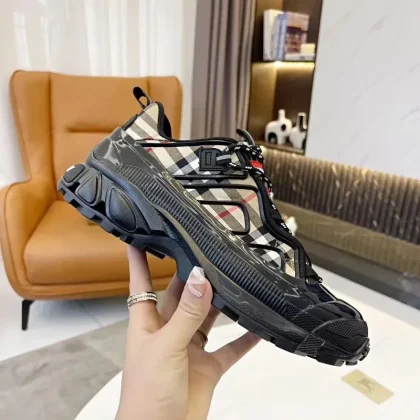 Luxury Genuine Leather Men's Sneakers Mesh Striped Designer Shoes Famous High Quality Luxury Women's Walking Shoes